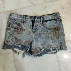 Free people Jean shorts size 24